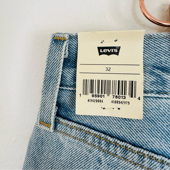 New Levi’s premium 501 90s Shorts denim high rise Jean Cutoff - Picture 6 of 7